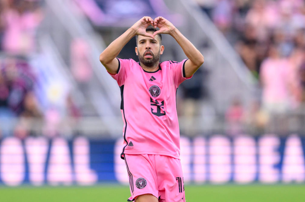 Jordi Alba se prepara para confronto épico nas semifinais contra a Itália na Liga das Nações