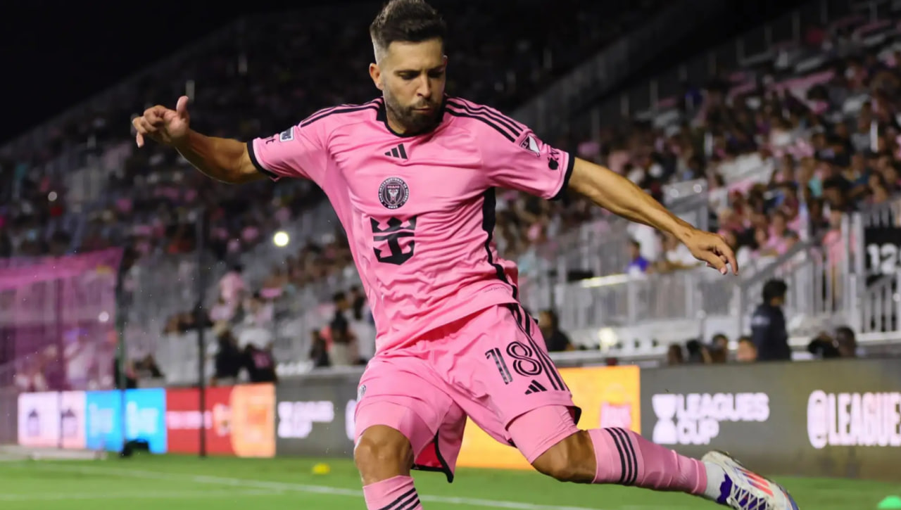 Jordi Alba se prepara para confronto épico nas semifinais contra a Itália na Liga das Nações
